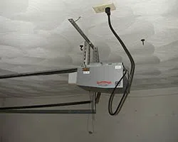 State Garage Doors San Antonio, TX 210-245-6625 - gar-opener-01